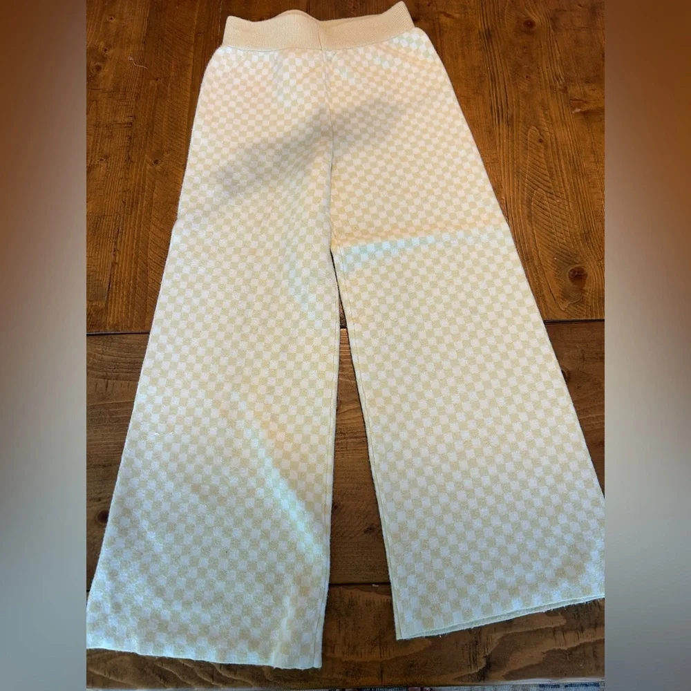 Rylee + Cru Checker Set in Yellow. Bottoms size XS and Top size S - Picture 9 of 13